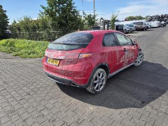 Coche siniestrado Honda Civic 1.8i VTEC 16V 2007/3