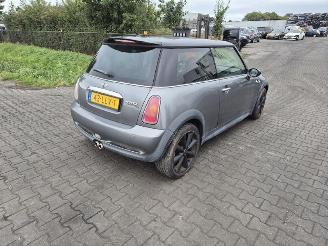 Coche siniestrado Mini Cooper S 1.6 16V (W11-B16A) 2010/5