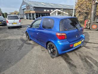 Toyota Yaris 1.5 picture 2