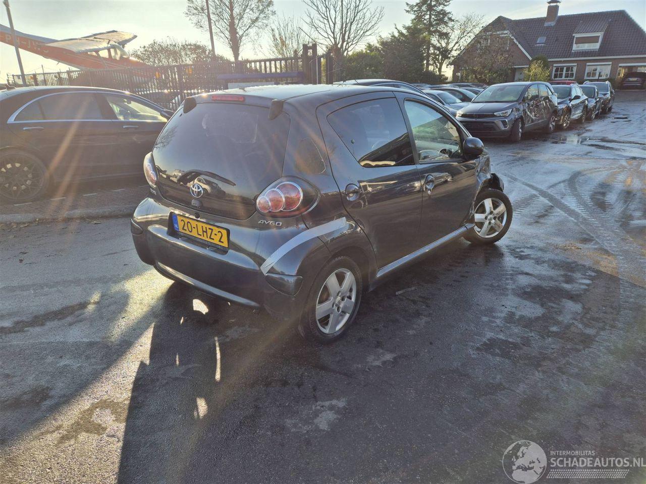 Toyota Aygo 1.0 12v