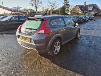 uszkodzony samochody osobowe Volvo C-30 1.6 D2 2012/6