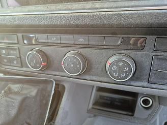 Volkswagen Crafter 2.0 tdI picture 6