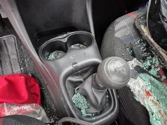 Peugeot 108 1.0 12v picture 7