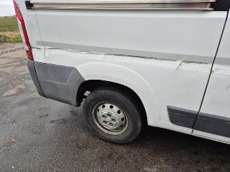 Peugeot Boxer 2.2 HDi picture 8