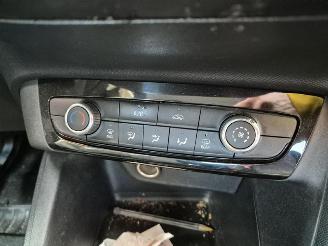 Opel Corsa 1.2 16v picture 6