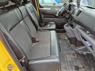 Opel Vivaro 2.0 D picture 15