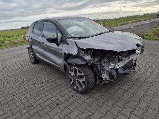 Renault Captur 0.9 TCe picture 4