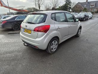 Coche accidentado Kia Venga 1.4 CVVT 2011/1