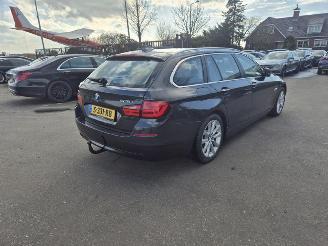 damaged passenger cars BMW 5-serie 528i xDrive Touring 2013/1