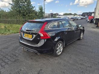 rozbiórka samochody osobowe Volvo V-60 T3 2012/5