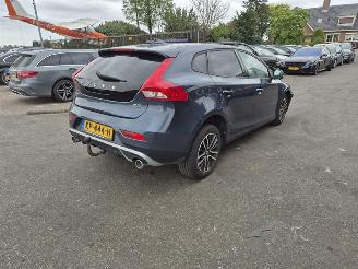 Voiture accidenté Volvo V-40 D2 2016/11