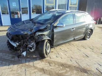 Auto da rottamare Renault Mégane Megane III Grandtour (KZ), Combi 5-drs, 2008 / 2016 1.5 dCi 110 2013/6