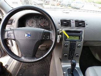 Volvo V-50 2.5 T5 AWD Momentum picture 6