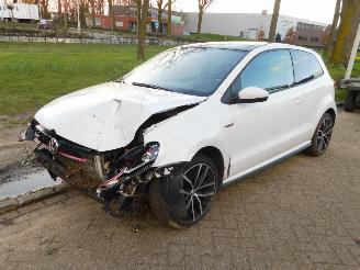 krockskadad bil auto Volkswagen Polo 1.8 gti 2015/11