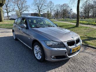 uszkodzony samochody osobowe BMW 3-serie 105 kW (143 PK)  1995 cc. 2010/6