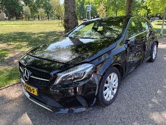 skadebil auto Mercedes A-klasse 100 kW (136 PK)  2143 cc. 2017/7