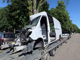 Auto incidentate Mercedes Sprinter  2019/1