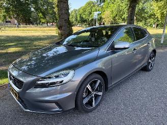 Auto incidentate Volvo V-40 112 kW (152 PK)  1498 cc. 2019/11