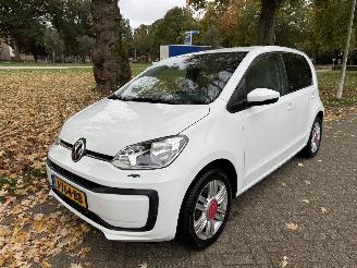 damaged passenger cars Volkswagen Up!  2020/1