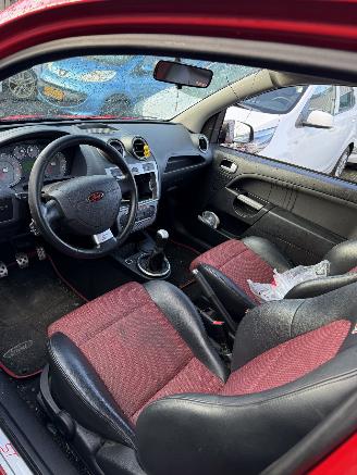 Ford Fiesta  picture 13