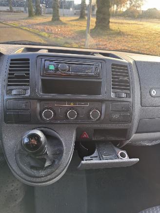 Volkswagen Transporter  picture 10