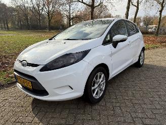 uszkodzony samochody osobowe Ford Fiesta  2009/1