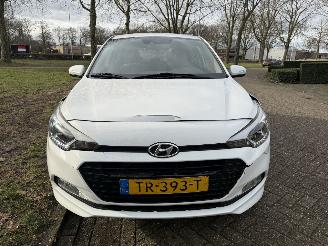 Hyundai I-20  picture 8