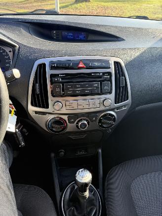 Hyundai I-20  picture 17