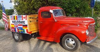 uszkodzony ciężarówki Kenworth  INTERNATIONAL PICKUP KB3 1949/1