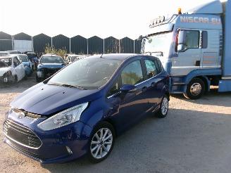 Unfallwagen Ford B-Max 1.0 Titanium 2017/2