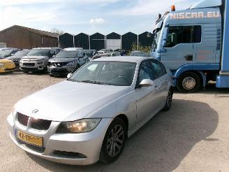 Auto incidentate BMW 3-serie 318I 2007/1