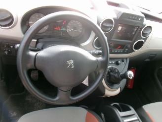 Peugeot Partner Tepee 1.6 Active picture 23