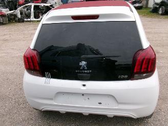 Peugeot 108 1.0 Allure Top picture 13