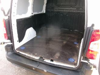 Peugeot Partner 1.6 HDI Pro picture 25
