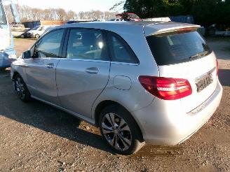 Mercedes B-klasse 180 CDI 1.5 picture 7