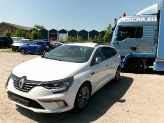 krockskadad bil auto Renault Mégane Grandtour 1.2 Megane Grandtour - GT Line 2018/2