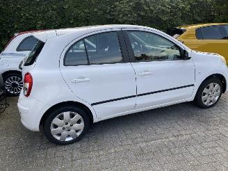 Nissan Micra Auto is Gereserveerd Automaat 1.2 72KW Dig-S Acenta Motor loopt. picture 16