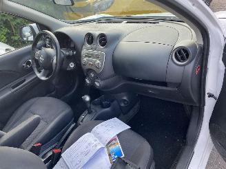 Nissan Micra Auto is Gereserveerd Automaat 1.2 72KW Dig-S Acenta Motor loopt. picture 6