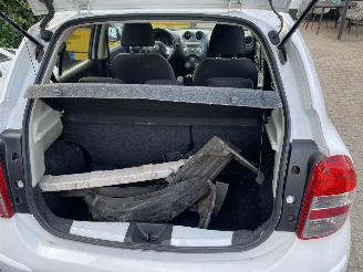 Nissan Micra Auto is Gereserveerd Automaat 1.2 72KW Dig-S Acenta Motor loopt. picture 15