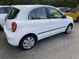 Nissan Micra Auto is Gereserveerd Automaat 1.2 72KW Dig-S Acenta Motor loopt. picture 11