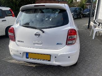 Nissan Micra Auto is Gereserveerd Automaat 1.2 72KW Dig-S Acenta Motor loopt. picture 51