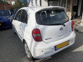Nissan Micra Auto is Gereserveerd Automaat 1.2 72KW Dig-S Acenta Motor loopt. picture 47