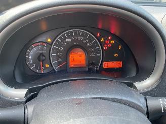 Nissan Micra Auto is Gereserveerd Automaat 1.2 72KW Dig-S Acenta Motor loopt. picture 7