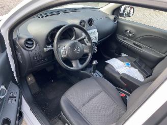 Nissan Micra Auto is Gereserveerd Automaat 1.2 72KW Dig-S Acenta Motor loopt. picture 27