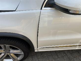 Volkswagen Tiguan 4Motion 1.4 TSi Sport&Style R-line Edition.pano/leer picture 22