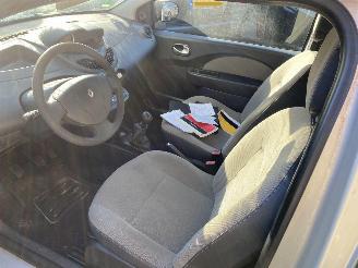 Renault Twingo 1.2 16v Authentique picture 3