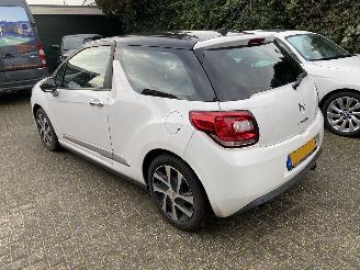 Schadeauto Citroën DS3 1.2 VTI Chic Motorschade 2013/10