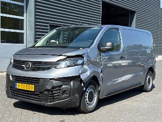 krockskadad bil bedrijf Opel Vivaro 1.5 CDTI 120 Bestel  Diesel 1.499cc 88kW (120pk) FWD 2024/1