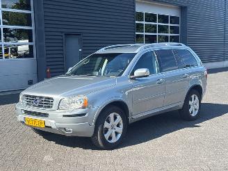 krockskadad bil auto Volvo Xc-90 2.4 D5 20V SUV 7 Persoons Diesel 2.401cc 147kW (200pk) 4x4 2014/4