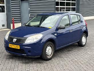 Avarii autoturisme Dacia Sandero 1.2 16V Hatchback  Benzine 1.149cc 55kW (75pk) FWD 2009/11